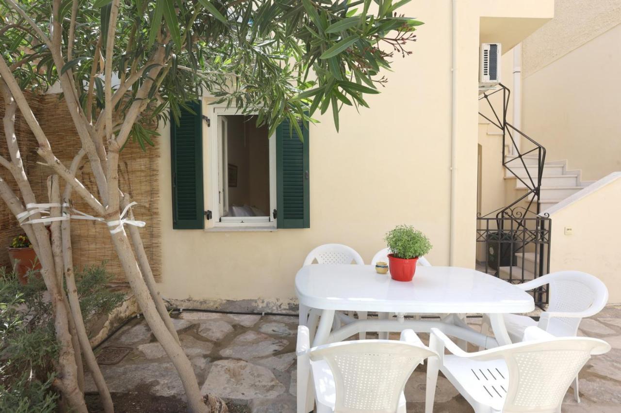 Babina'S Place-Traditional House In Ermoupoli Exterior photo