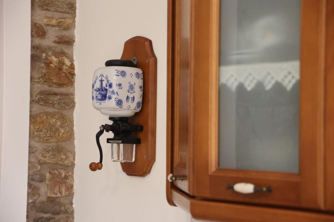 Babina'S Place-Traditional House In Ermoupoli Exterior photo