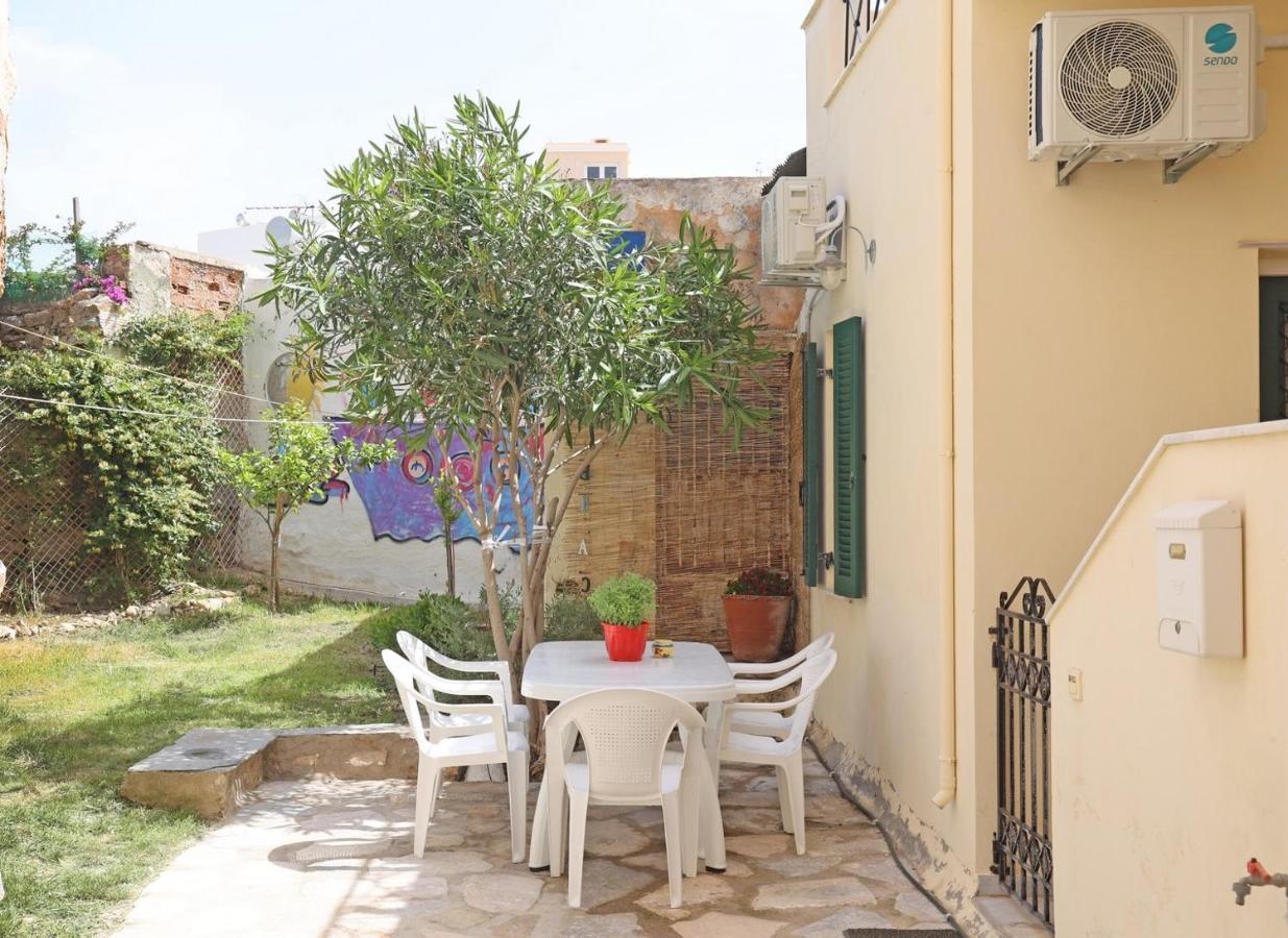 Babina'S Place-Traditional House In Ermoupoli Exterior photo